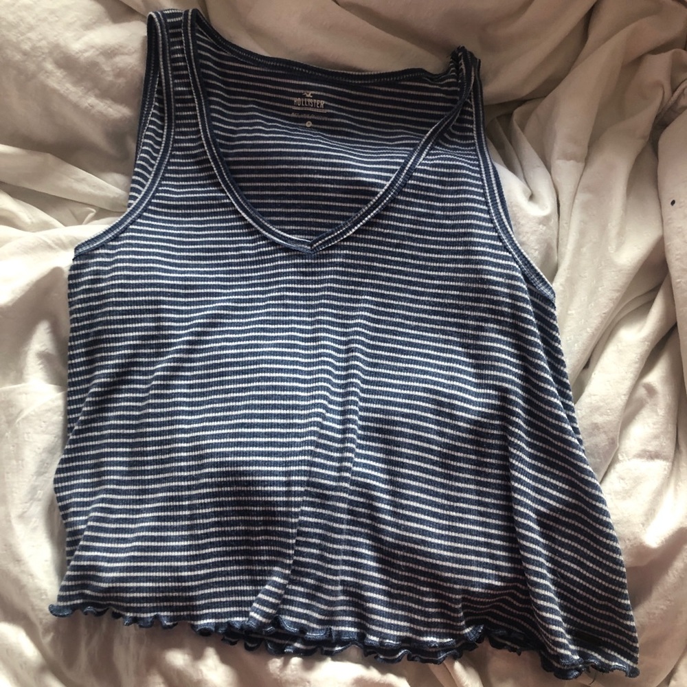 Hollis tee v neck tank top